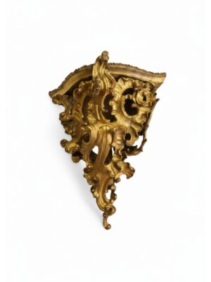 Large Italian Rococo Giltwood Corner Wall Bracket / Console Shelf, 18th Century