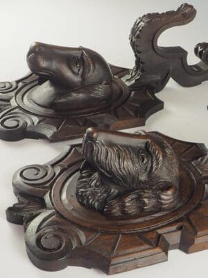 Antique Hand Carved Wooden Gun Dog Wall Brackets for Hunting Rifle / Gun c. 1880