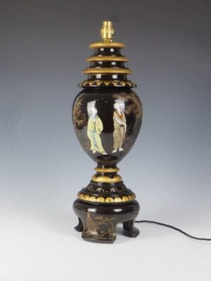Elegant Chinoiserie Antique Table Lamp