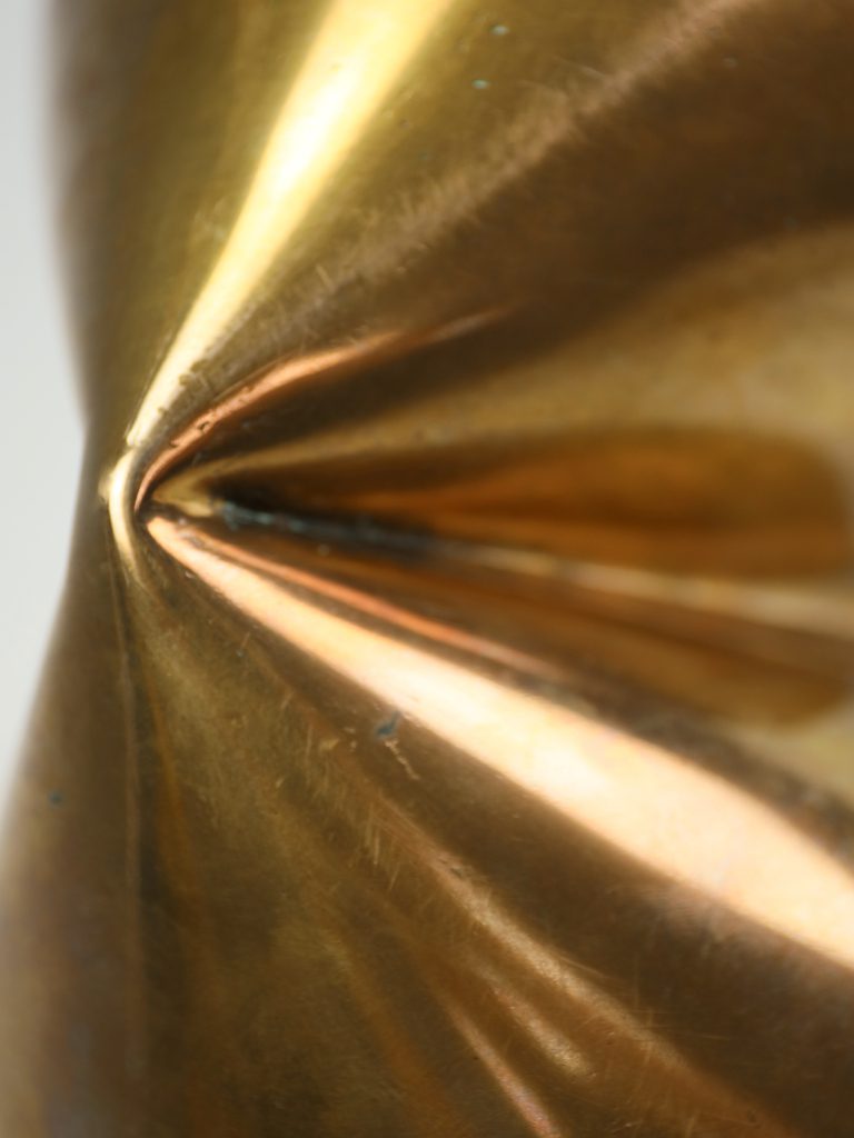 Mid-Century Modern British Abstract Bronze Sculpture by 'WD' &ndash; Dated 1966